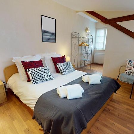 Aux Bijoux De Colmar - 1 Parking Gratuit Apartment Ngoại thất bức ảnh