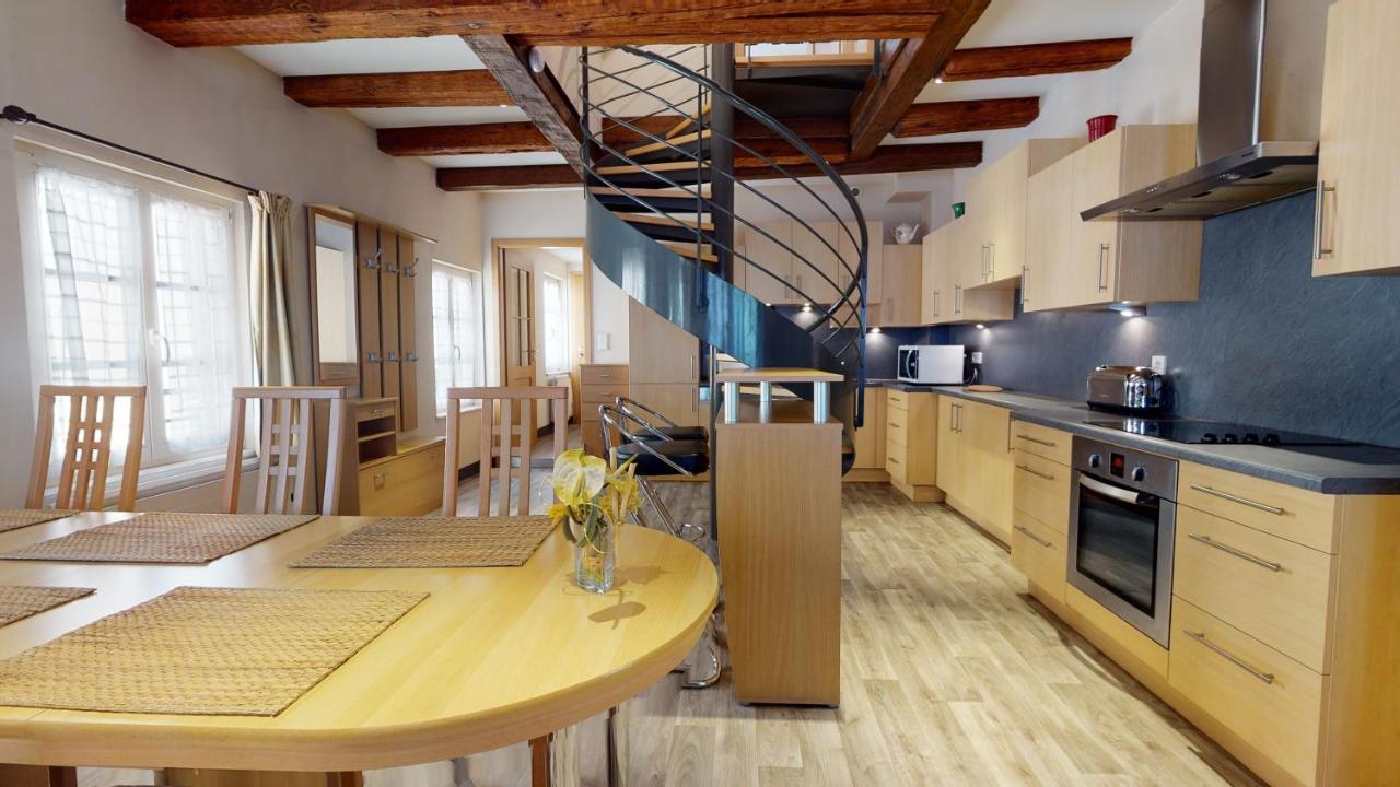 Aux Bijoux De Colmar - 1 Parking Gratuit Apartment Ngoại thất bức ảnh