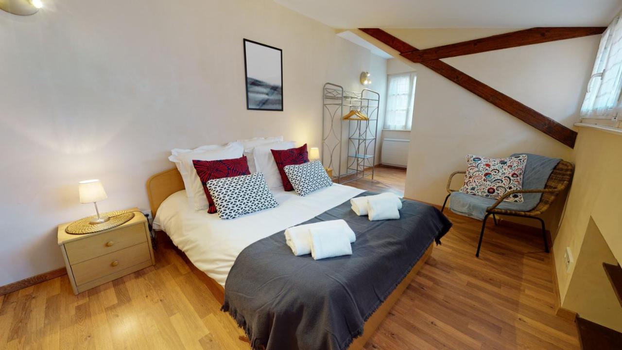 Aux Bijoux De Colmar - 1 Parking Gratuit Apartment Ngoại thất bức ảnh