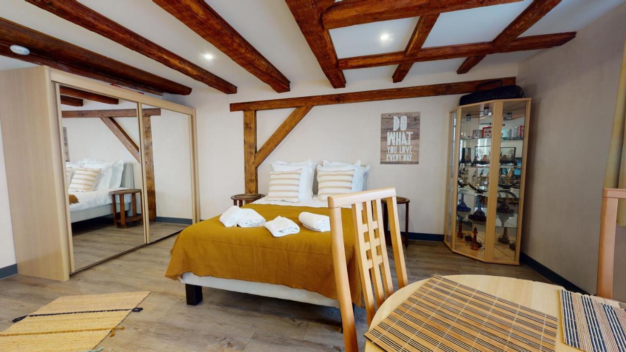 Aux Bijoux De Colmar - 1 Parking Gratuit Apartment Ngoại thất bức ảnh